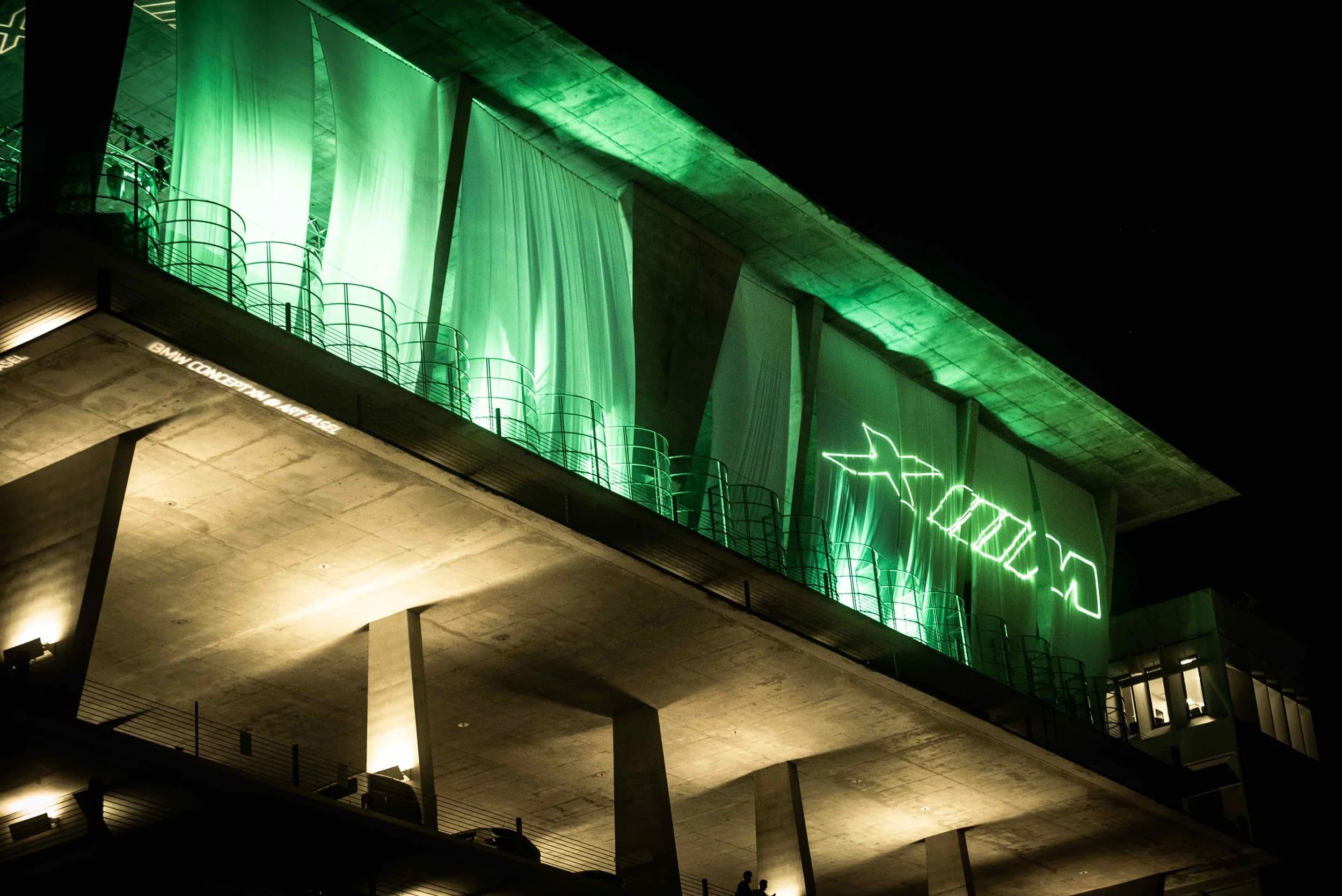 BMW XM reveal atmosphere